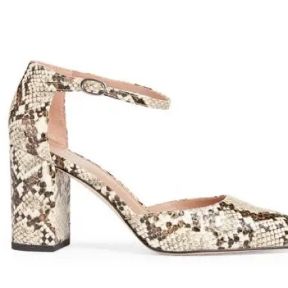 Nordstrom Paola Ankle Strap Pointed Toe Pump Ivory Snake - Picture 2 of 5